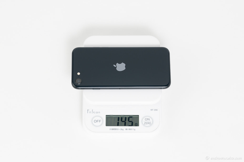 iPhone SE（第3世代）の重量